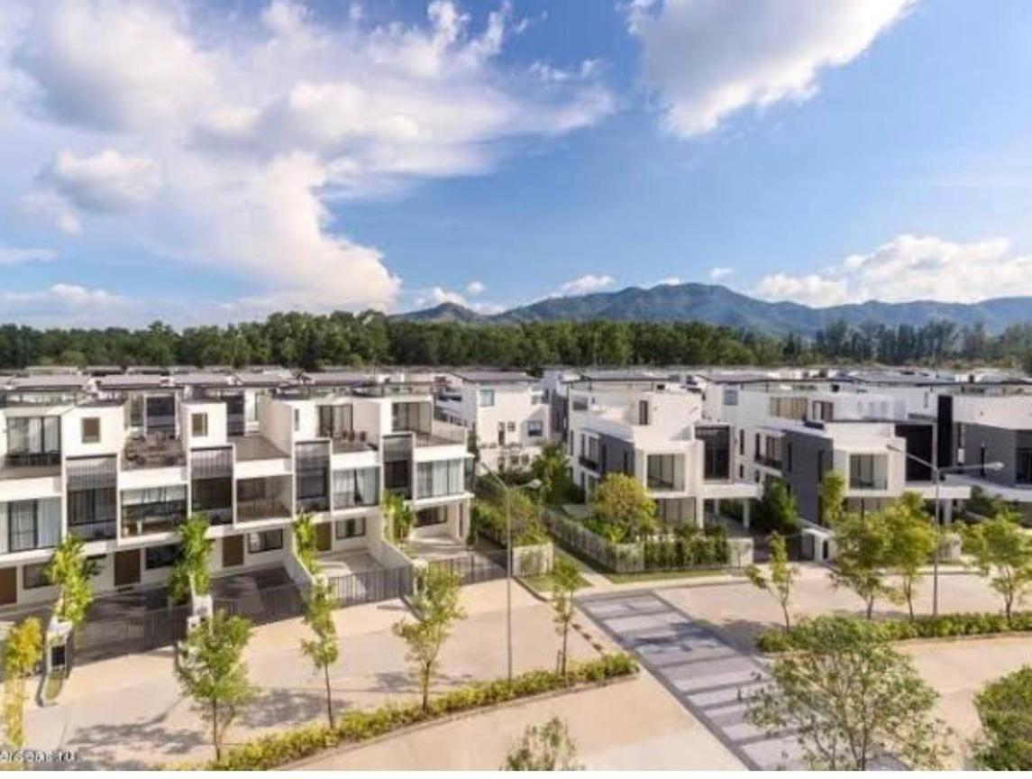 Vila Friendly Townhouse Laguna Park